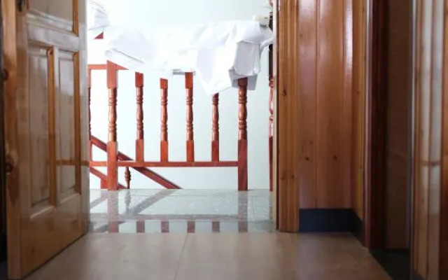 Wuyuan met the dawn bighead