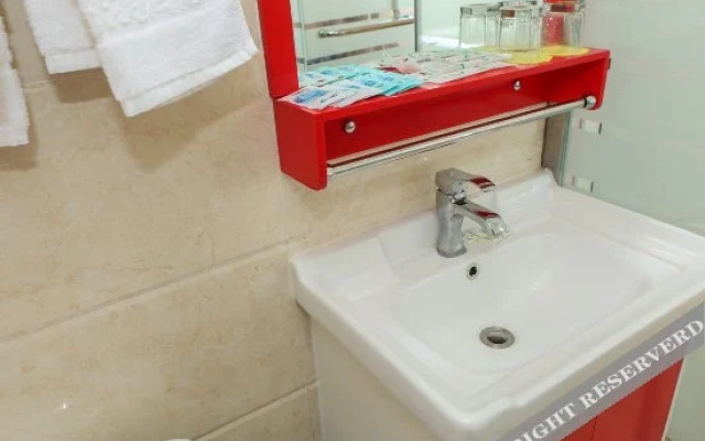 Hongyueyang Express Hotel