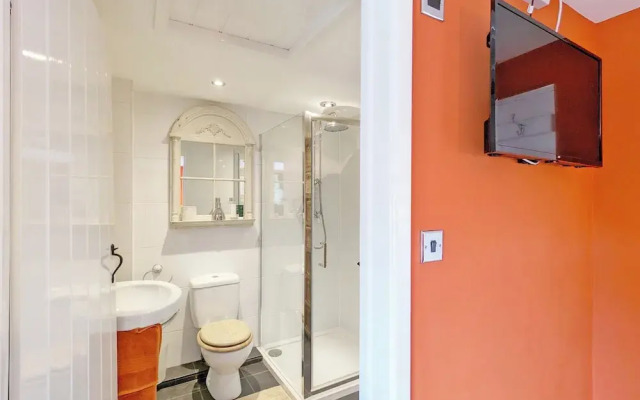 Unique Stay for Large Groups - Please Enquire!
