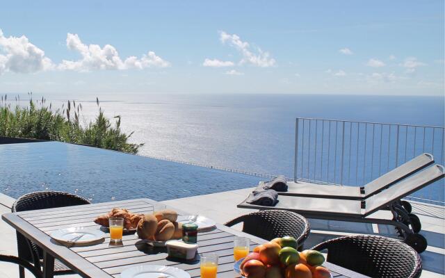 Cliffscape (Madeira Villas)