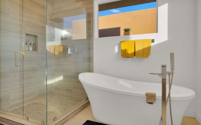 Breathtaking Luxury Villa Architectural Jewel