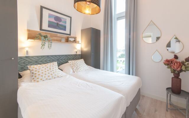 Detached House on Lake in Zeeland Holiday Park