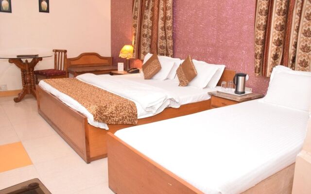 Hotel Abhinandan