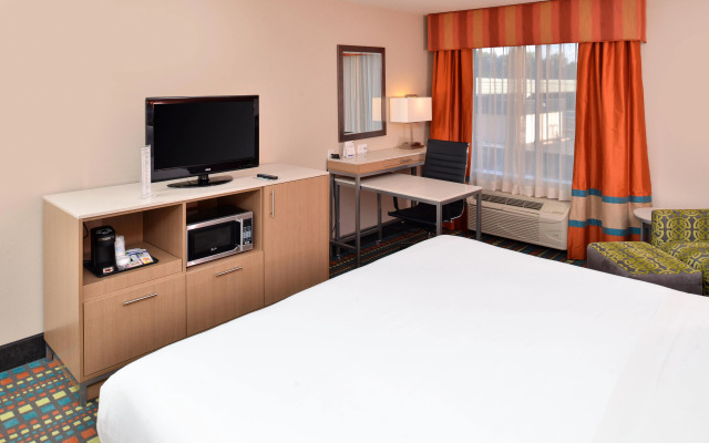 Holiday Inn Express Bernalillo by IHG