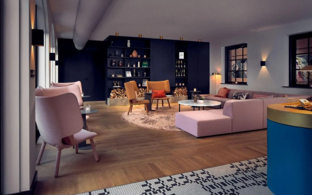The Anthony Hotel