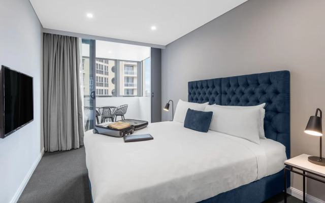 Meriton Suites Bondi Junction