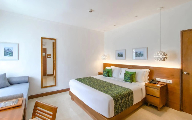 Отель Candi Beach Resort and Spa