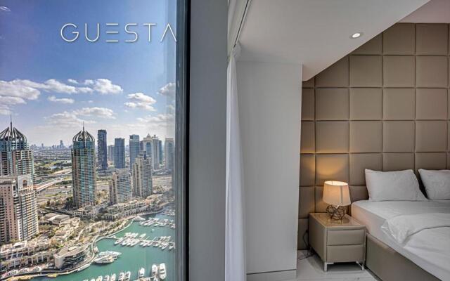 Cayan Tower, Dubai Marina