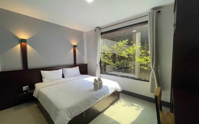 Nakarin Hotel