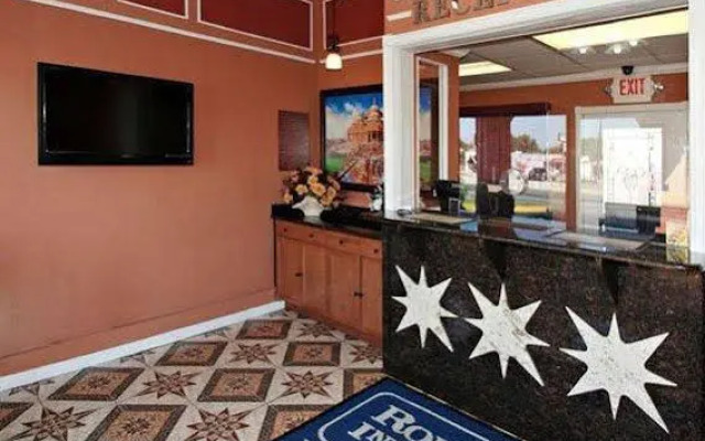Rodeway Inn & Suites
