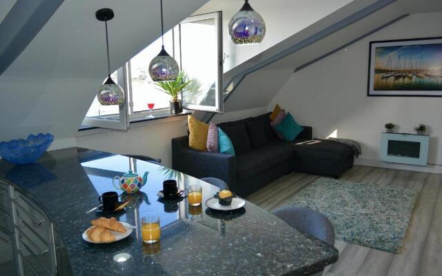 Sandybanks Torquay - Seaview and Promenade Apartments