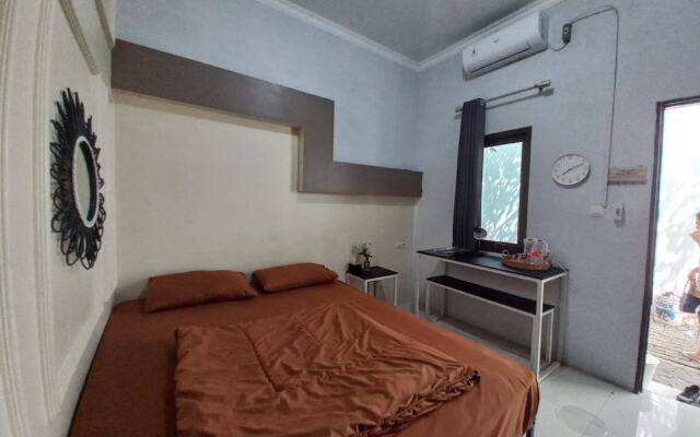 OYO 93962 Jm Guest House