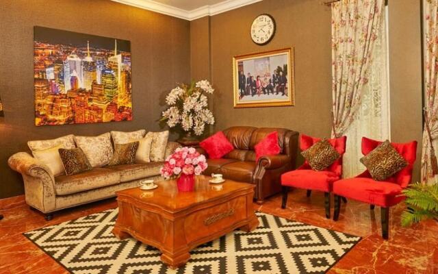 Elliottii Residence PI Pondok Hijau