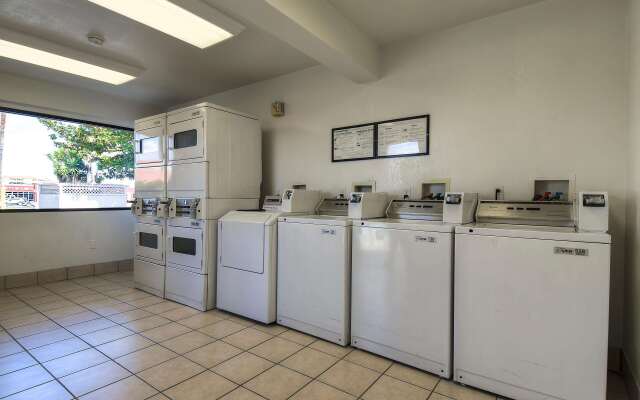 Motel 6 Stanton, CA - Anaheim West