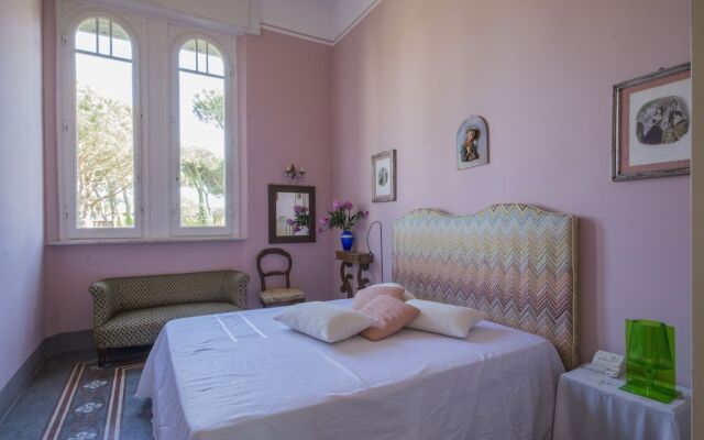 Fantastic Liberty Villa in the Heart of Versilia