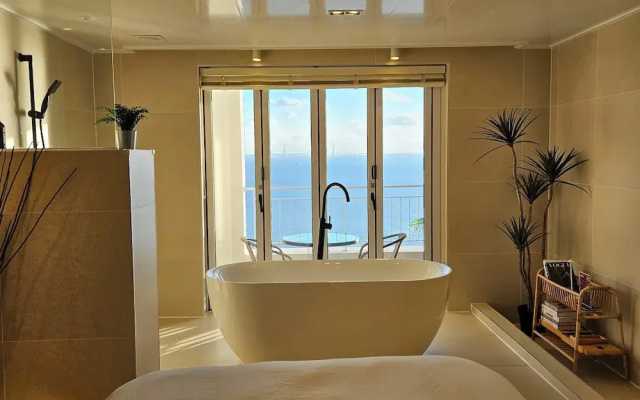 SainTree Hotel