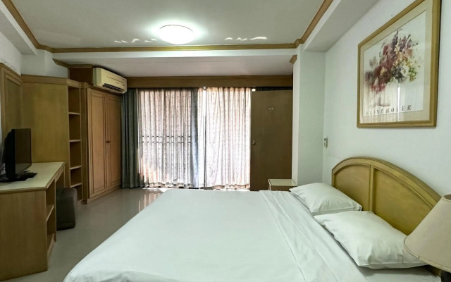 Garden Paradise Hotel & Serviced Apartment
