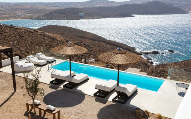 Amaze Mykonos Luxury Seaview Retreat