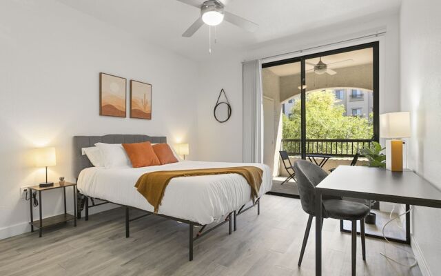 CozySuites at Glendale