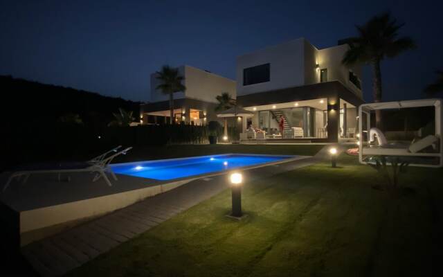 Bahia de las Rocas 2254