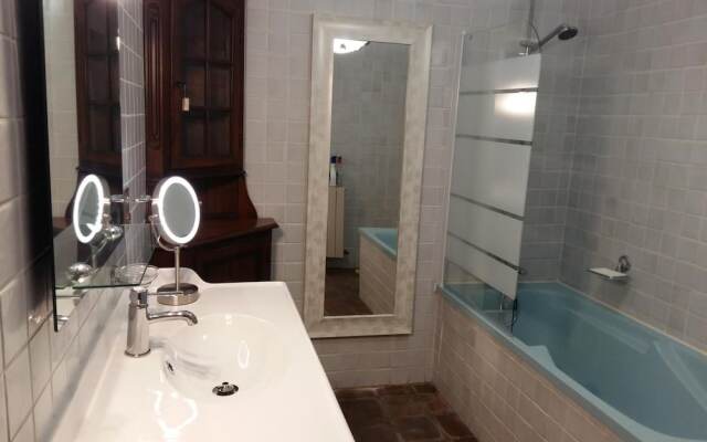 Le Mas Saint Jacques