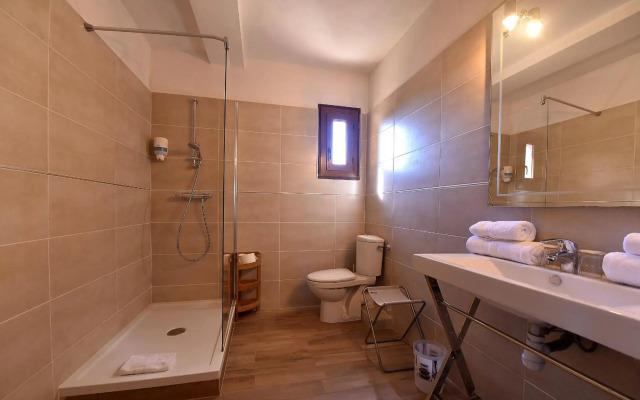 Hôtel Cyrnea