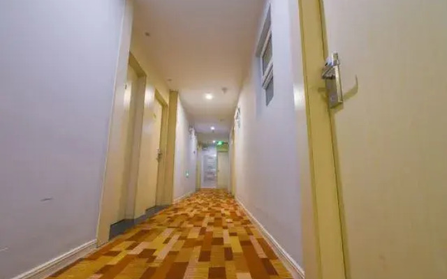 Motel hotel