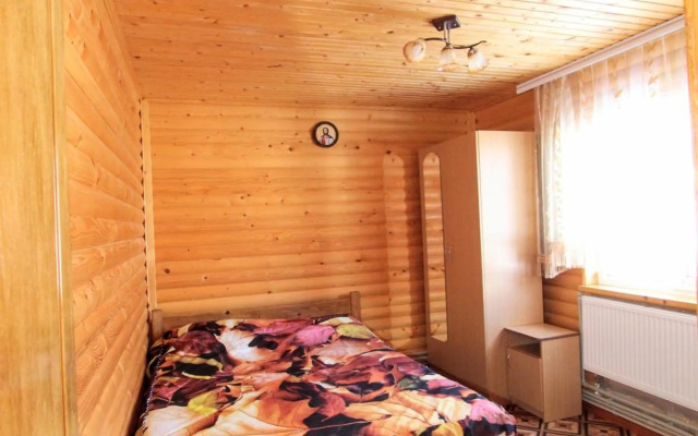 Котедж "Райський куточок"