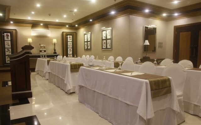 Herald Suites Polaris