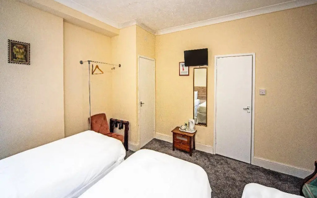 The Sherwood Palm Hotel, Torquay Beach