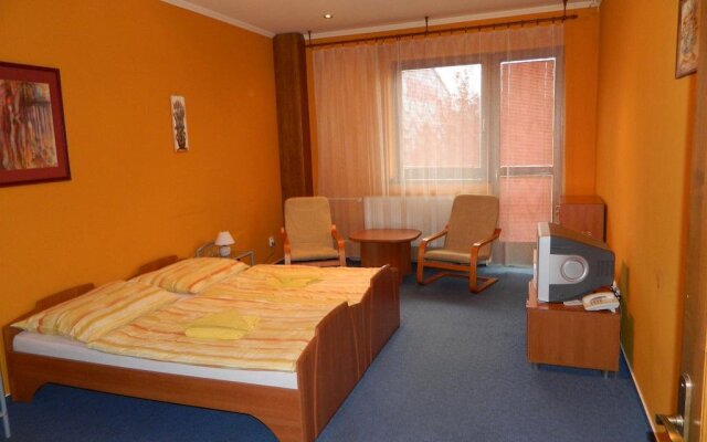 Hotel Slnecny Dvor