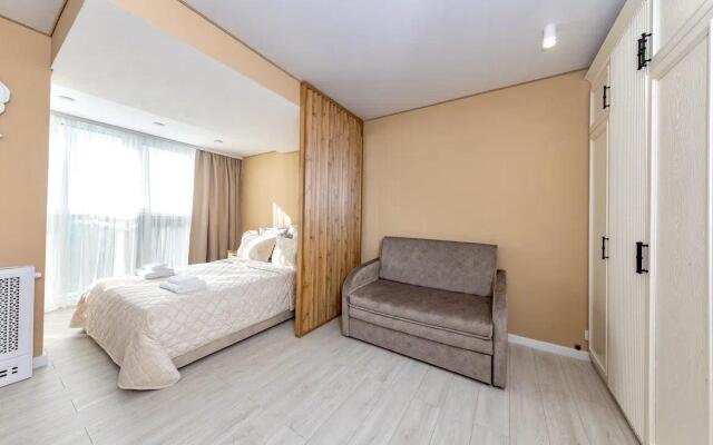 Апартаменты Четыре Сезона мкрн. Дружба 5/4