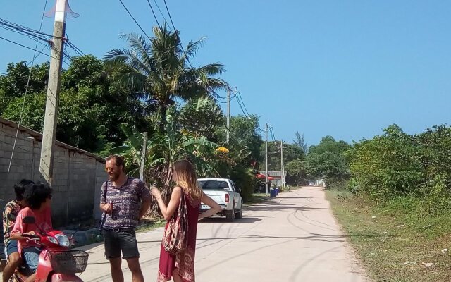 Ko Lanta Relax Beach Bungalows