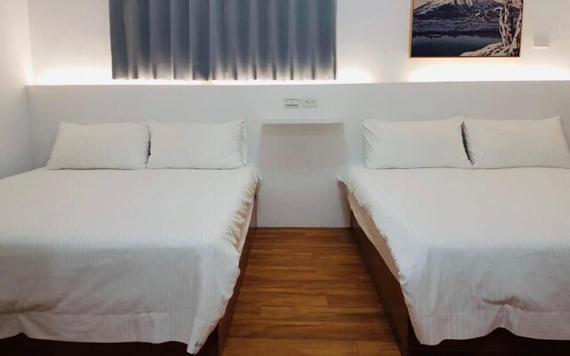 Utopia Hostel