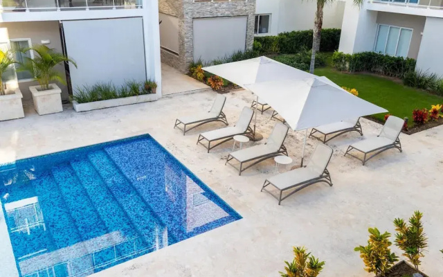 Modern 2-br Apartment in Paseo del Mar - Bavaro