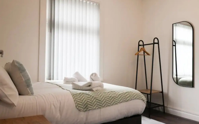 Charming 2 Bed-ensuites Fast Wi-fi