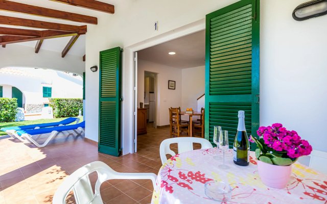 Apartamentos Arenal Playa