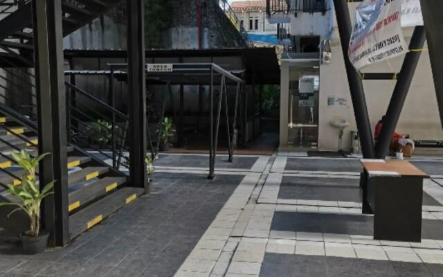 Avista Jarrdin Apartment