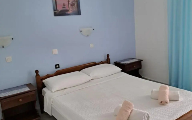 Tony's Apartments