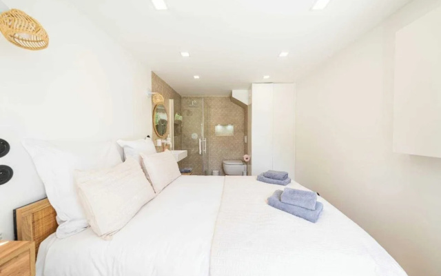 Superb Villa With Swimming Pool & Wellness Area