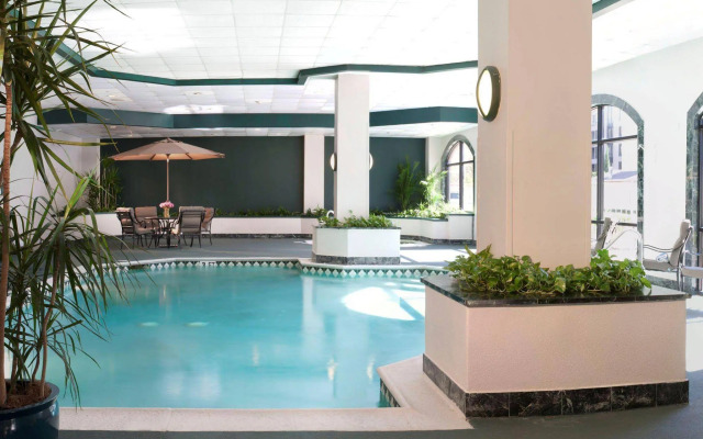 Embassy Suites by Hilton Houston Near the Galleria