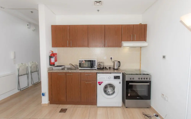 Travertine studio with stadium views