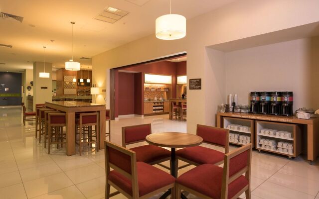 Hampton Inn by Hilton Guadalajara/Expo