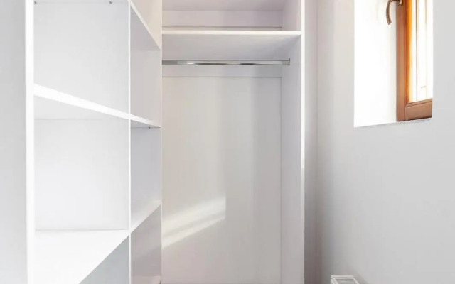 Royal apartment on Balabana 23