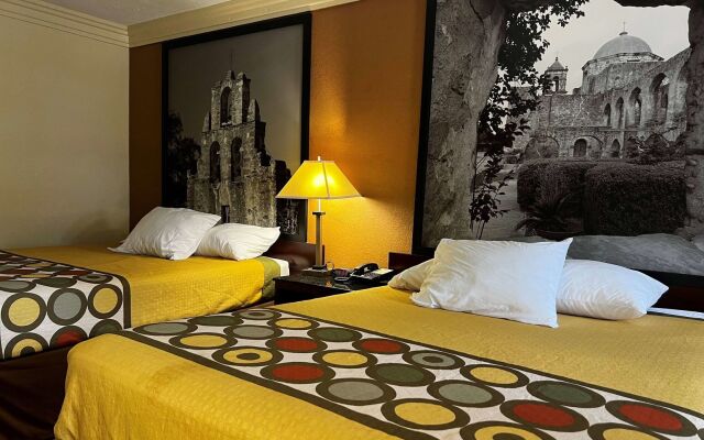 Express Inn & Suites