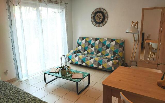 • Superbe appartement 2 à 4 personnes de 33m² en rez-de-chaussée •