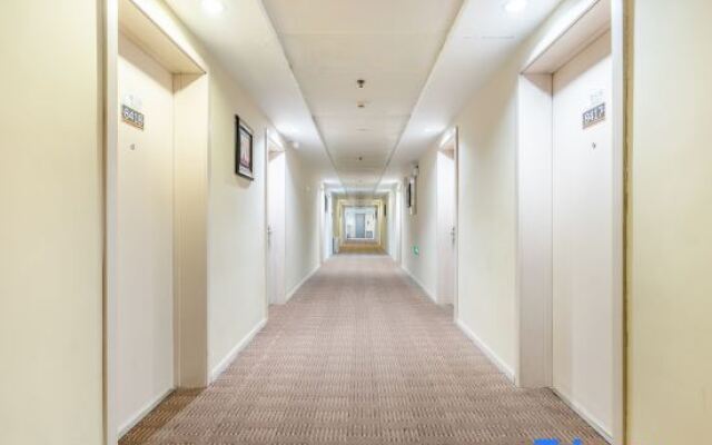 Loulan Hotel (Liaocheng Bus Terminal Wanda Plaza)