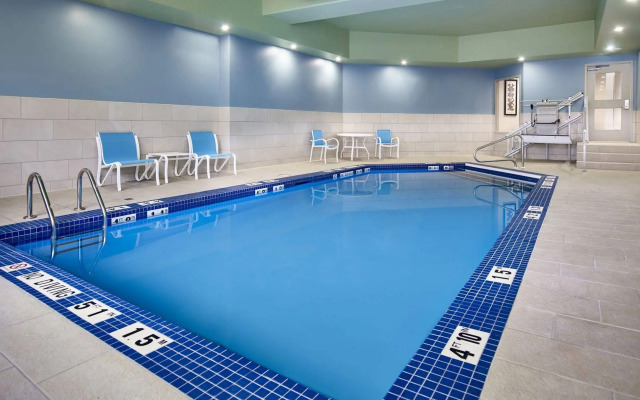Holiday Inn Express Windsor Waterfront by IHG