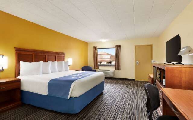 Days Inn by Wyndham Oak Ridge Knoxville