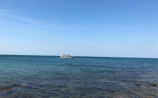 Camia Resort & Spa